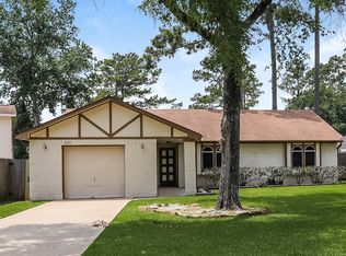 215 Paradise Ln, Montgomery, TX 77356