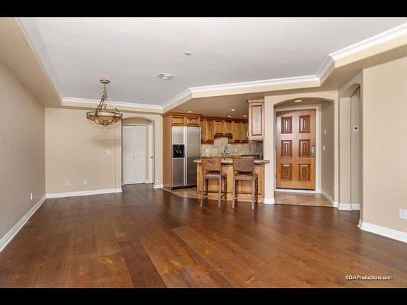 3rd image of 7575 Eads Ave Unit 205