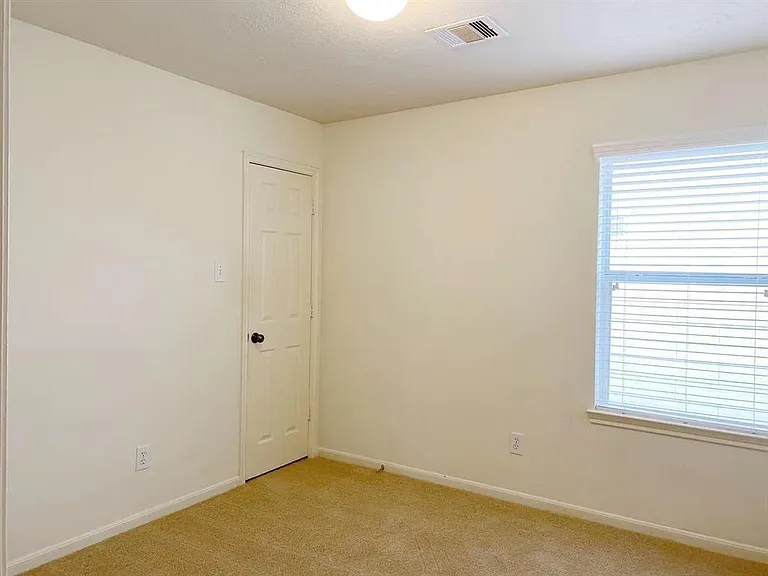 20707 Fair Castle Dr — Photo 9