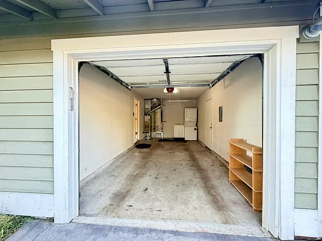 20628 NE 75th Pl — Photo 29