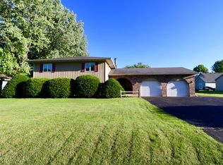 601 Karen Dr, Somonauk, IL 60552