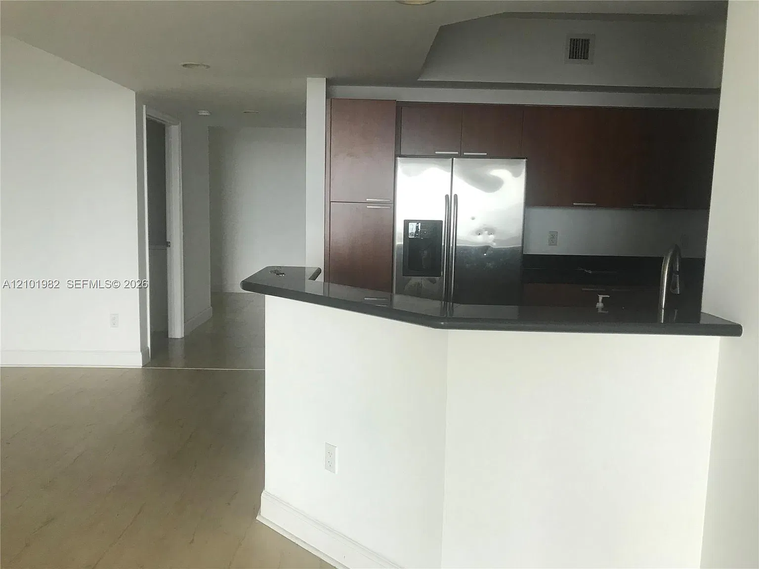 The Oaks I Condo — Photo 4