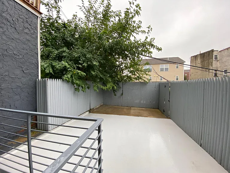 1625 N 7th St #1 — Photo 17