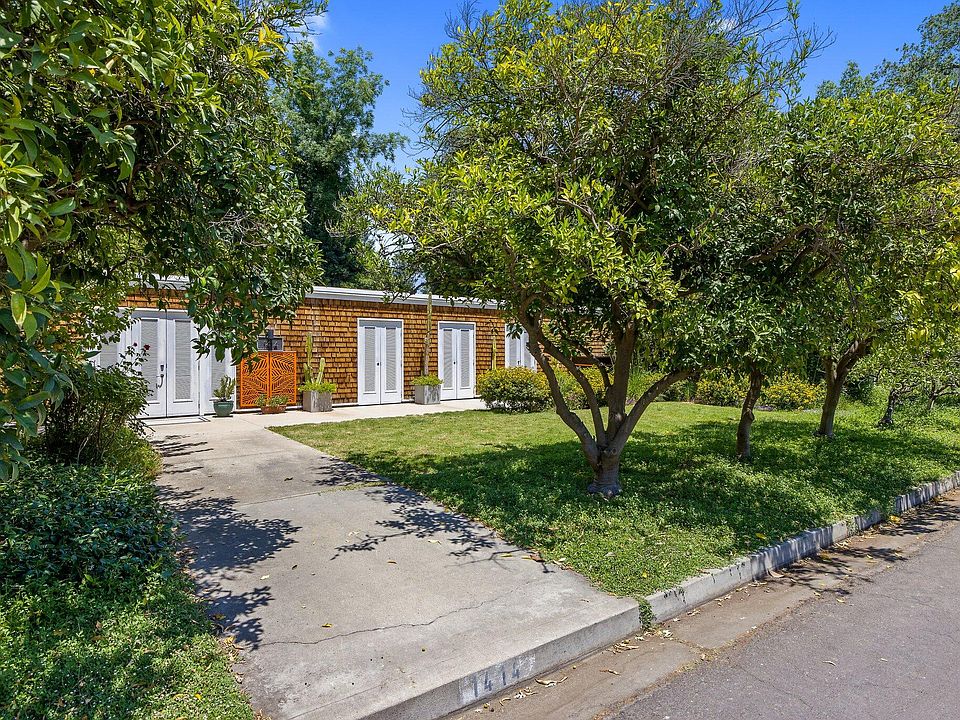 1st image of 1414 W Meadow Avenue