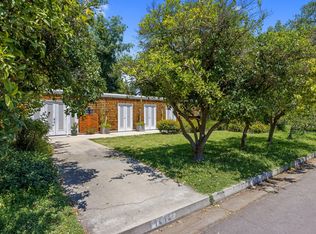 1414 W Meadow Ave, Visalia, CA
