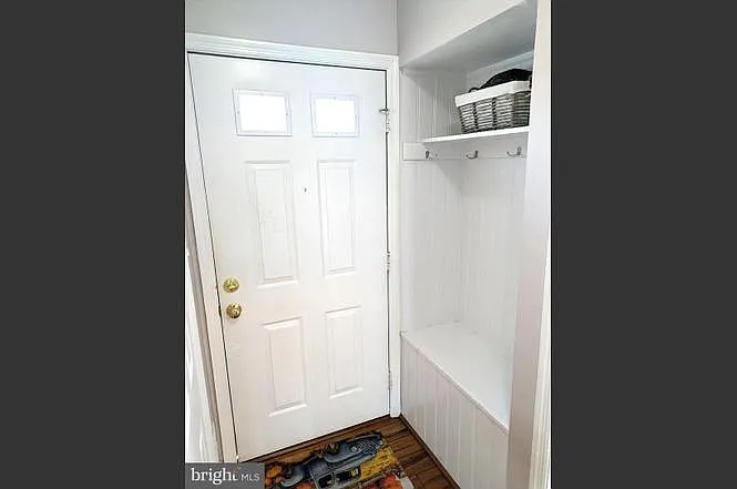 3936 Kernstown Ct — Photo 9