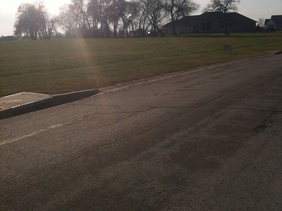 5th image of 27203 Oakhaven Dr
