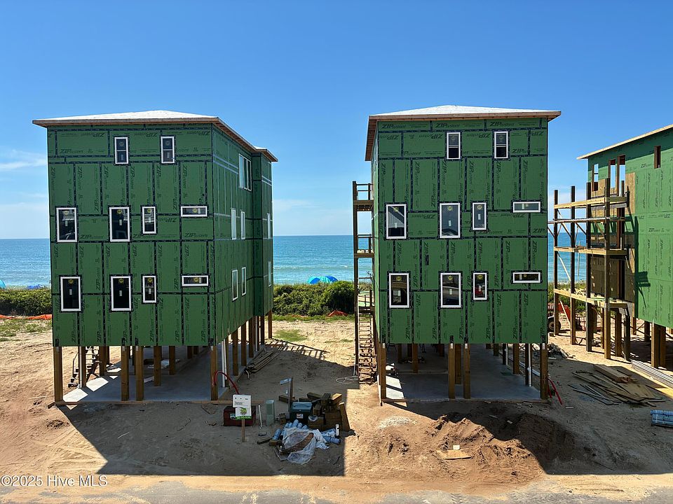 Building Photo 3