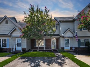 719 Brisa Ct, Chesapeake, VA 23322