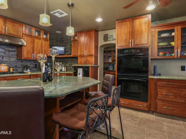 207 W GILMORE Street, Winslow, AZ 86047