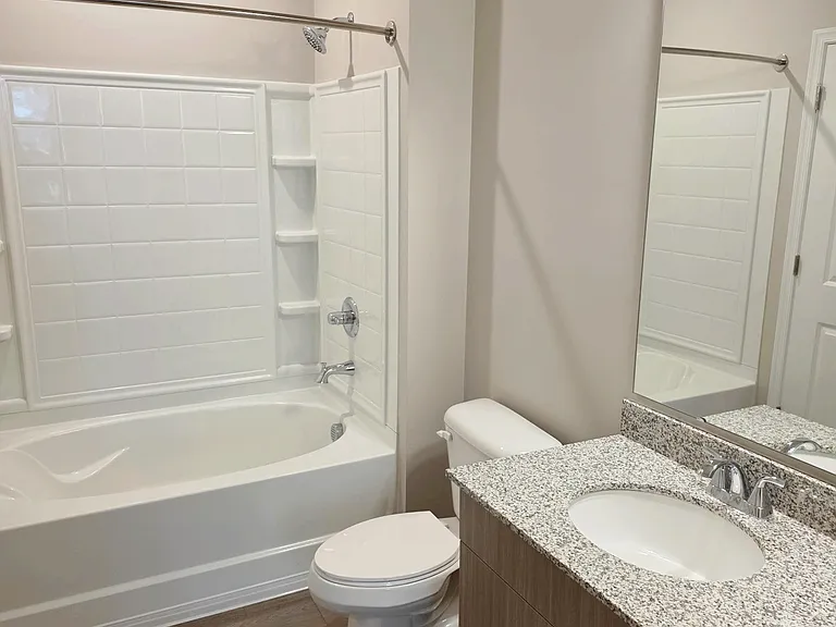 Clairmont at Crabtree — Photo 81