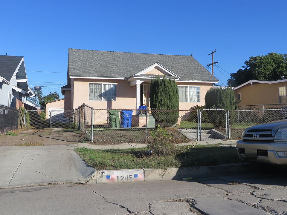 1st image of 1245 W 77th St