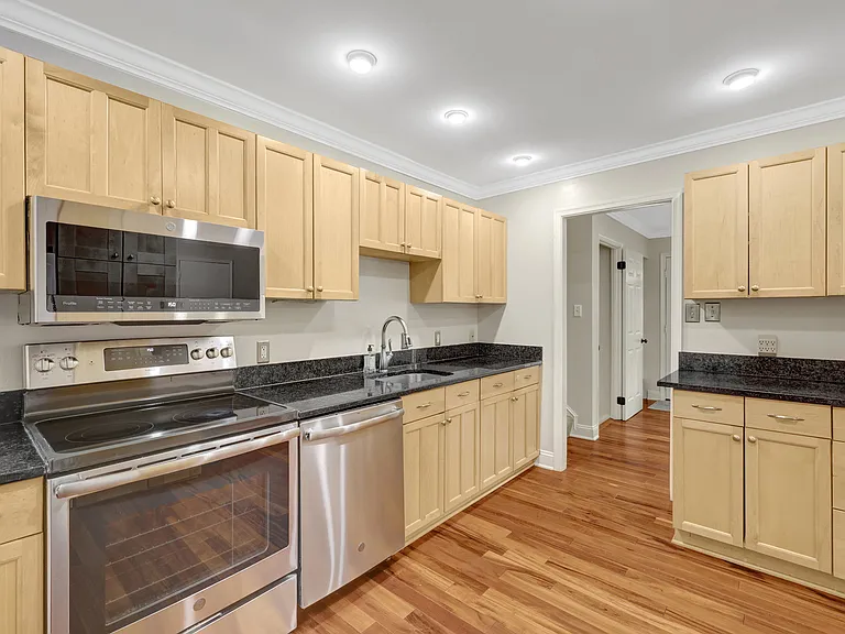 12607 Glenbrooke Woods Dr — Photo 19