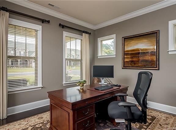 5th image of 125 Reserve Ln