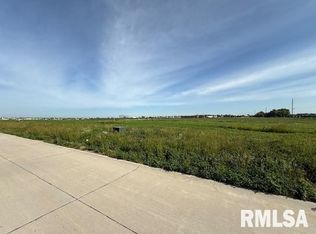 6632 Meghan Ave, Bettendorf, IA