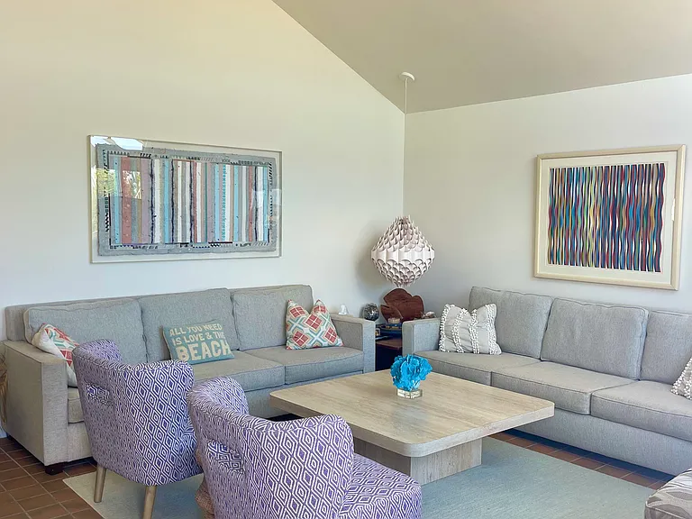 643 Dune Rd — Photo 3