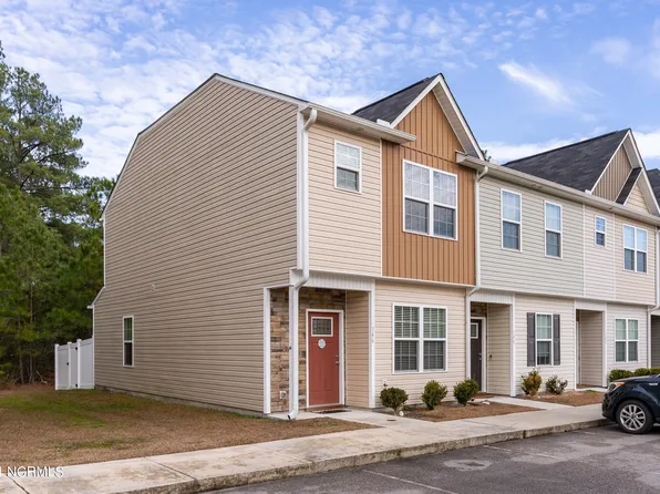 146 Beacon Woods Drive, Holly Ridge, NC 28445