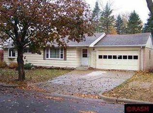 236 Terrace Dr, Mankato, MN 56001