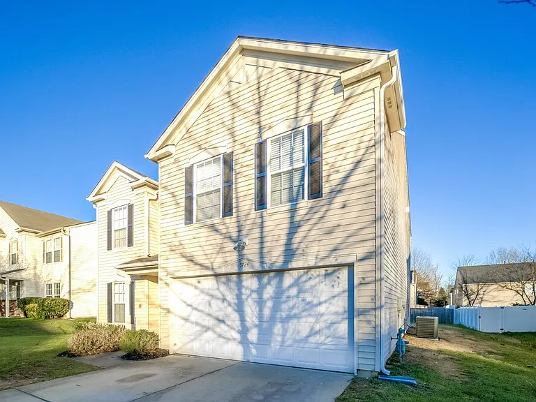 5724 Hammermill Dr — Photo 4