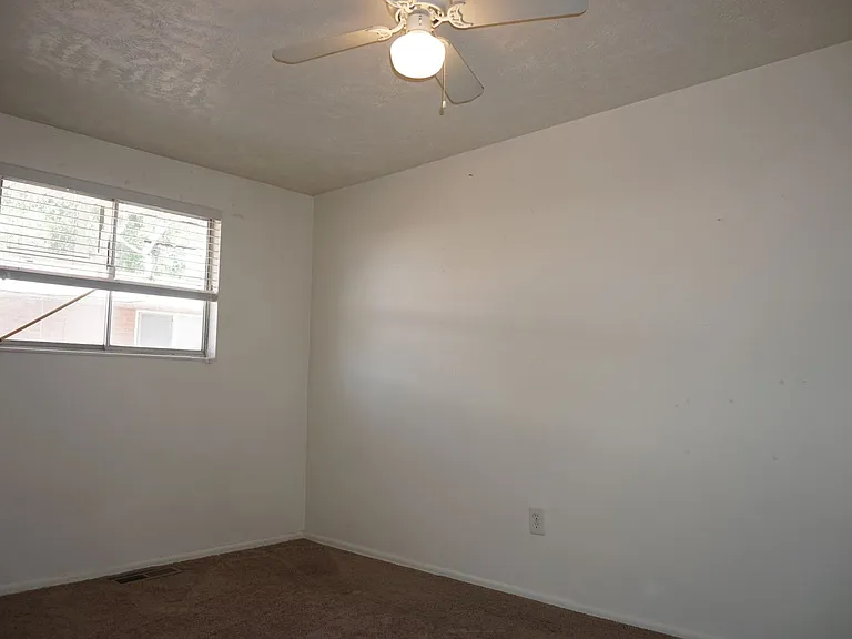 188 E. Baird Ave. — Photo 6