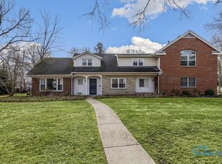 4233 Bonnie Brook Rd, Toledo, OH 43606