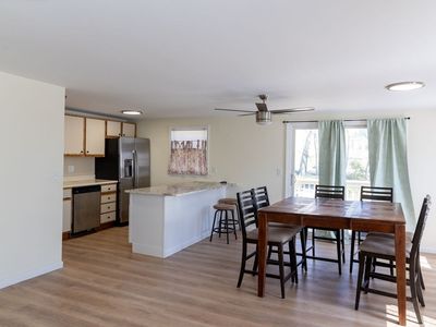 52 Summer St APT 2, Haverhill, MA, 01830