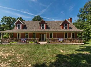 2420 S Happy Hollow Rd, Bloomfield, IN 47424