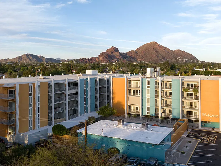 The Cascades Apartments — Photo 15