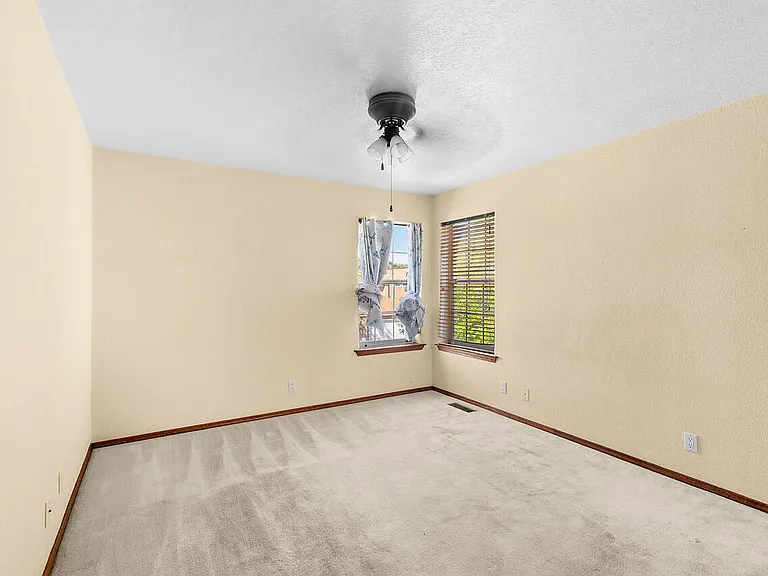 9441 Allande Rd NE — Photo 31