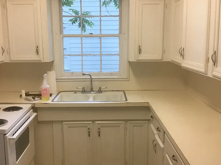 1811 Slater St — Photo 3