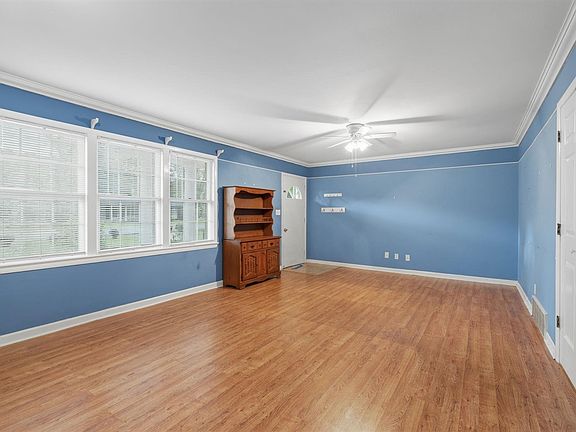 5th image of 2501 Mohawk Dr