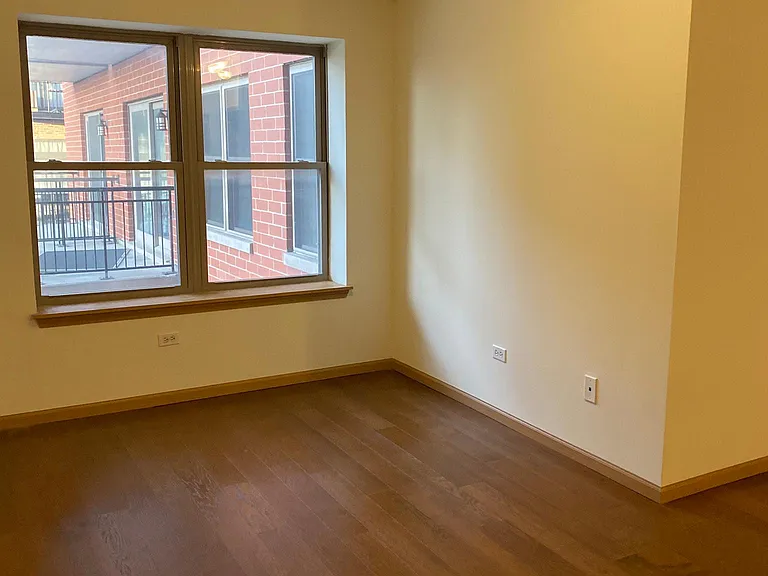 2322 S Canal St #407 — Photo 6