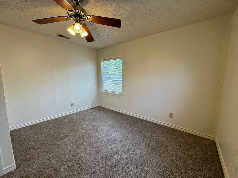 1301 Franz Dr — Photo 13