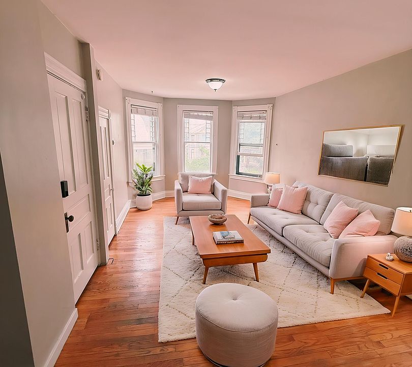 1st image of 124 Union Ave NE #2