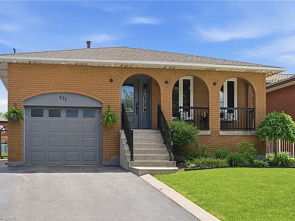 2nd image of 477 Queen Victoria Dr