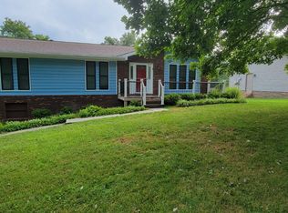 8403 Rosetree Dr, Ooltewah, TN 37363