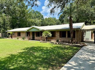 14216 Wolf Ridge Rd, Moss Point, MS 39562