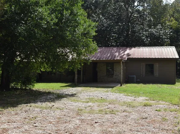 411 Dirden Road, Shepherd, TX 77371