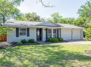 3080 Windmill Ln, Farmers Branch, TX 75234
