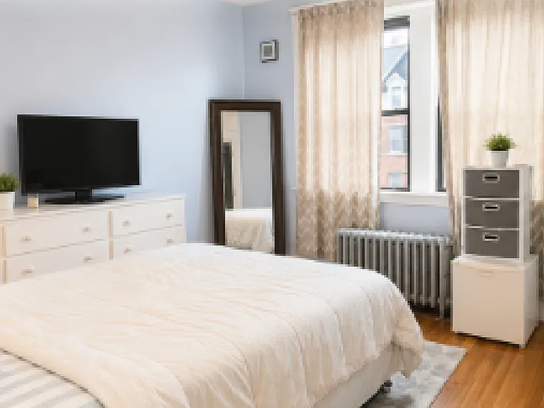 23 Egremont Rd #18 — Photo 2