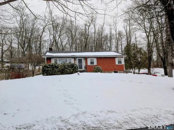 3 Frisbie Street, New Fairfield, CT 06812