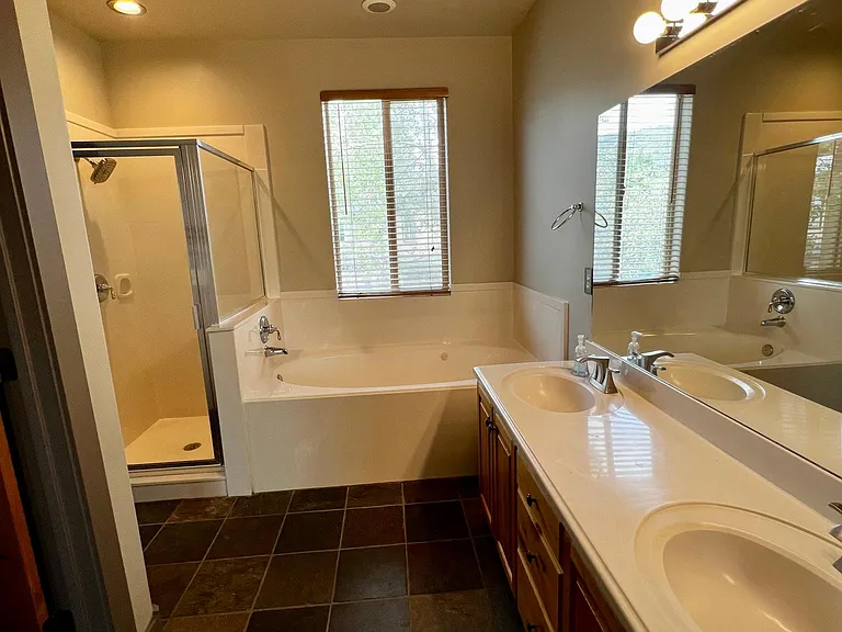 6629 Trout Creek Ct — Photo 16