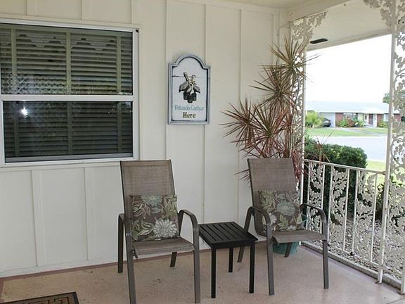 4th image of 1532 Belle Glade Ave