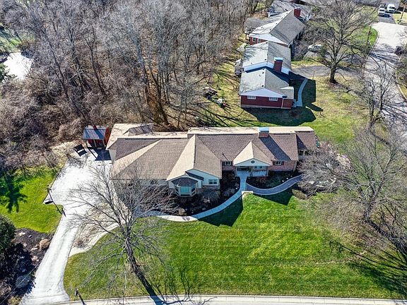 2nd image of 6273 Kenwood Hills Dr