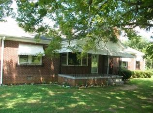 420 Watkins Rd, Campobello, SC 29322