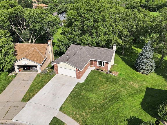 4th image of 5101 Rosebriar Ct