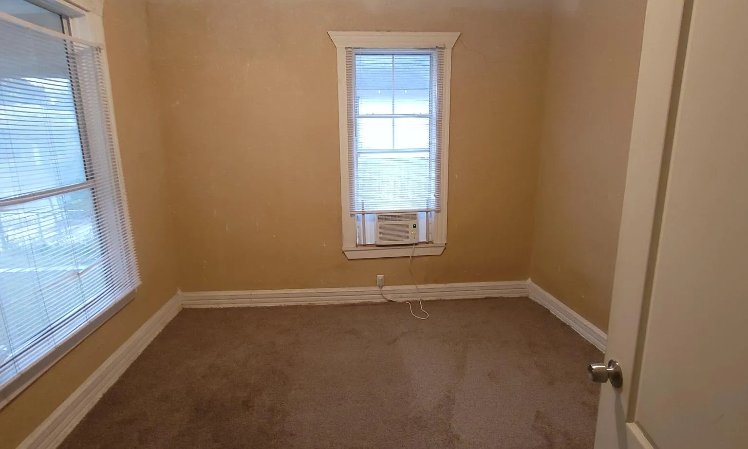 3 bed, 1040 sqft, $1,250 — Photo 4