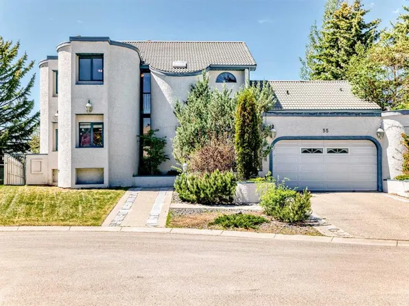 55 E Signal Ridge Pl SW, Calgary, AB T3H 2P2