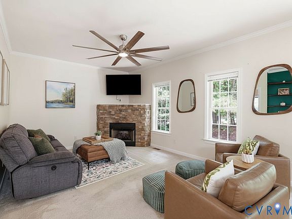 4th image of 30 Muirfield Green Ln
