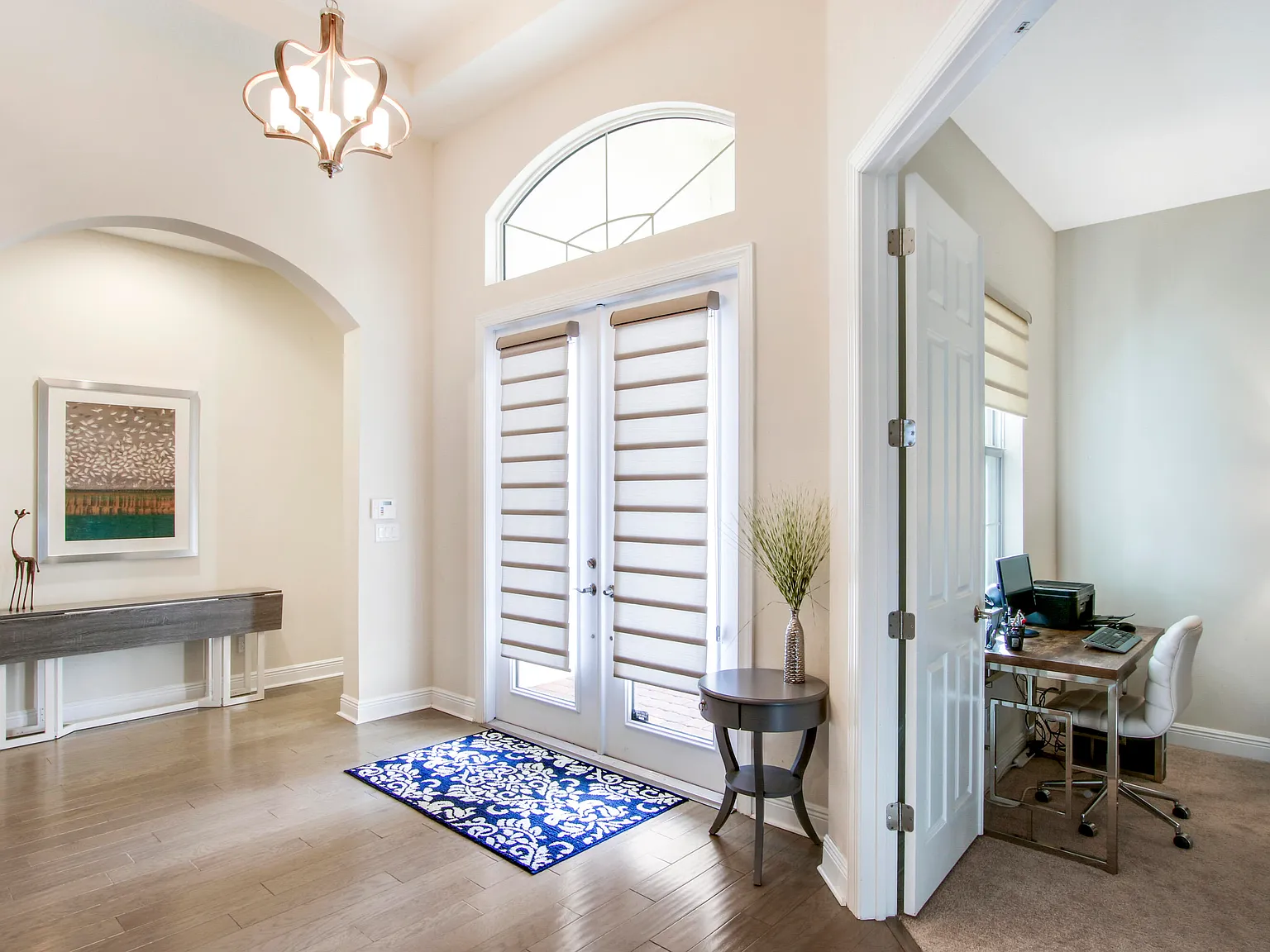 3 bed, 3.5 bath, 3172 sqft, $4,500 — Photo 2
